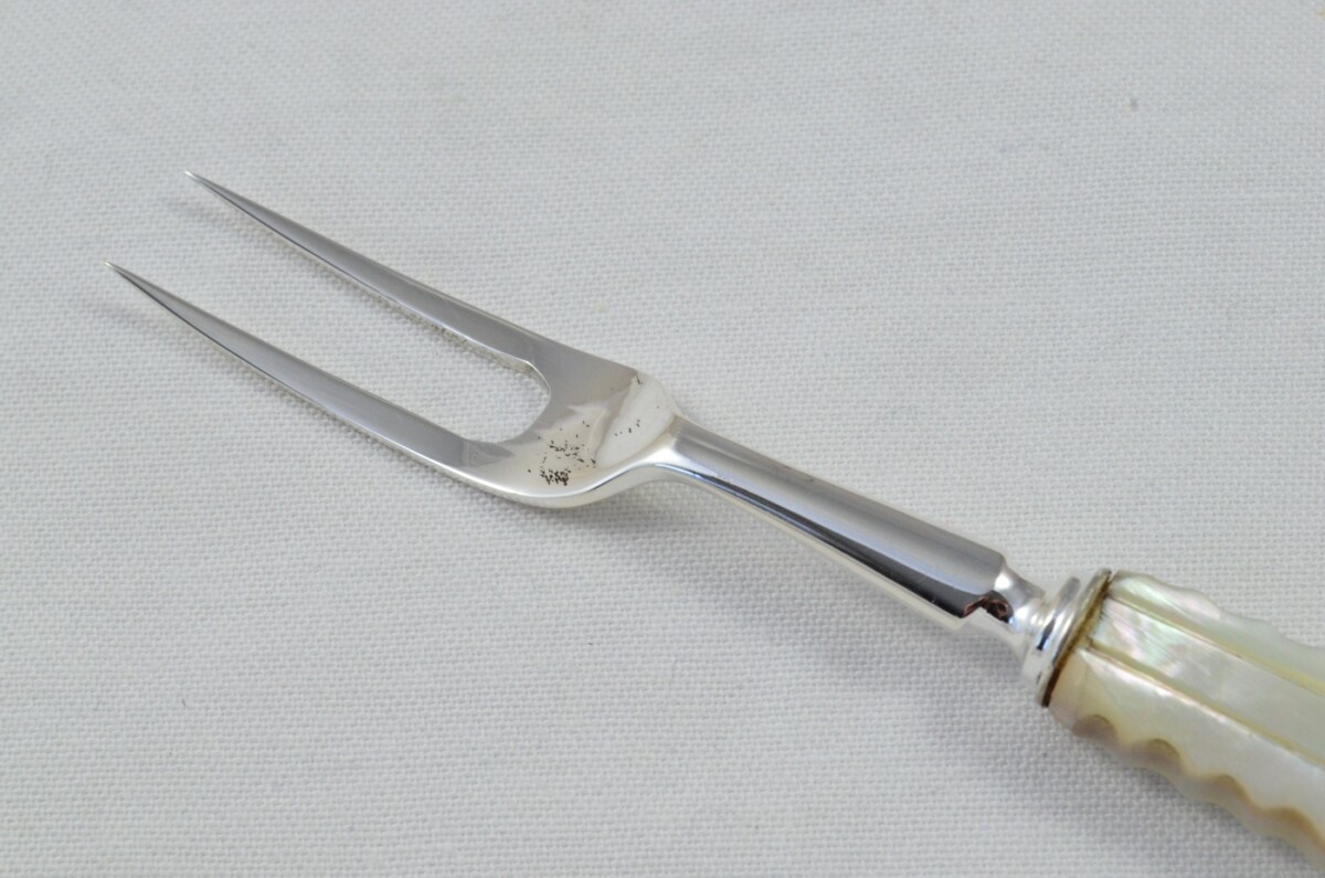 Boxed Solid Silver Mother Of Pearl Handled Olive Fork Sheffield 1896 - Image 4