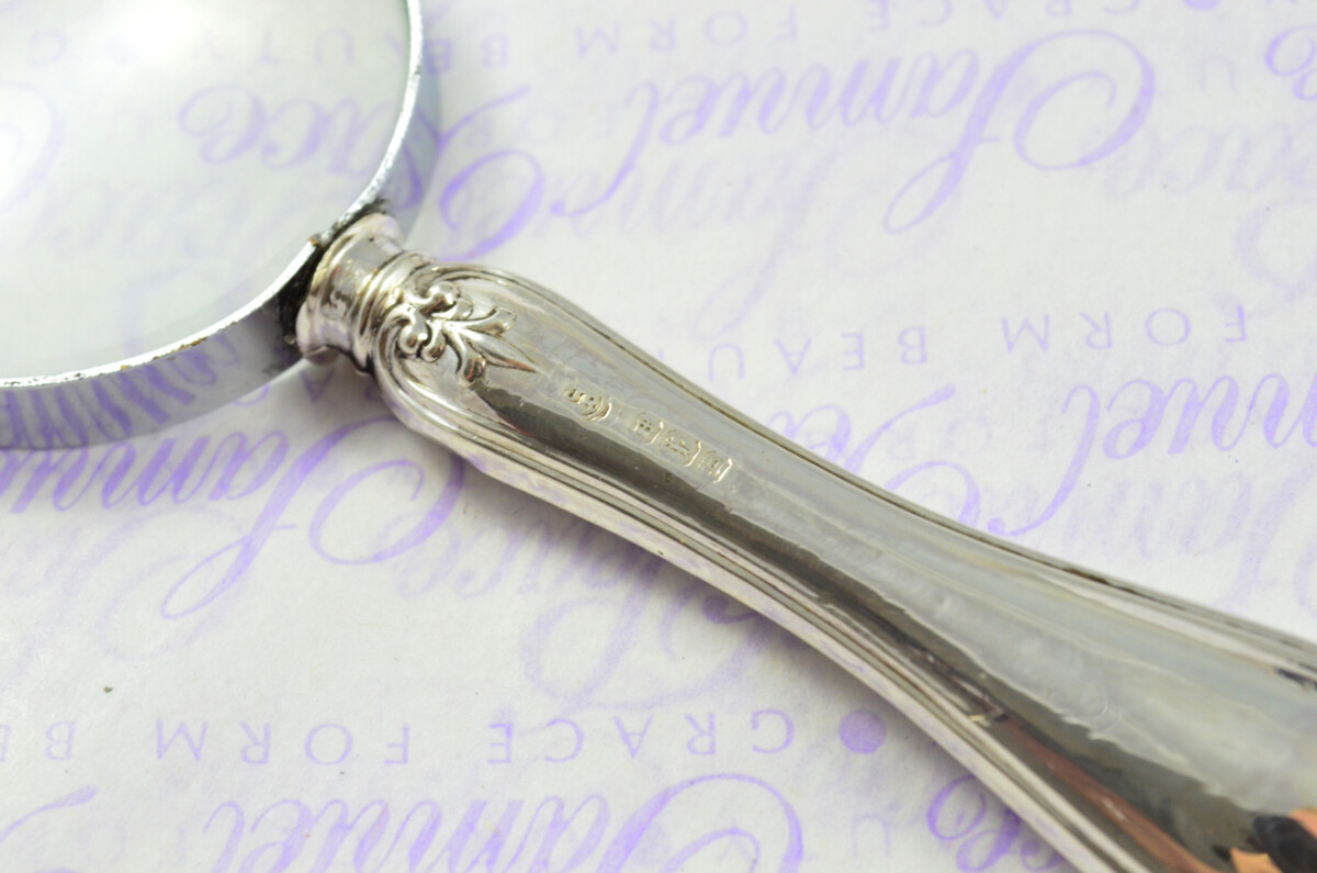 John Round Long Shell Pattern Sterling Silver Magnifying Glass Sheffield 1908 - Image 3