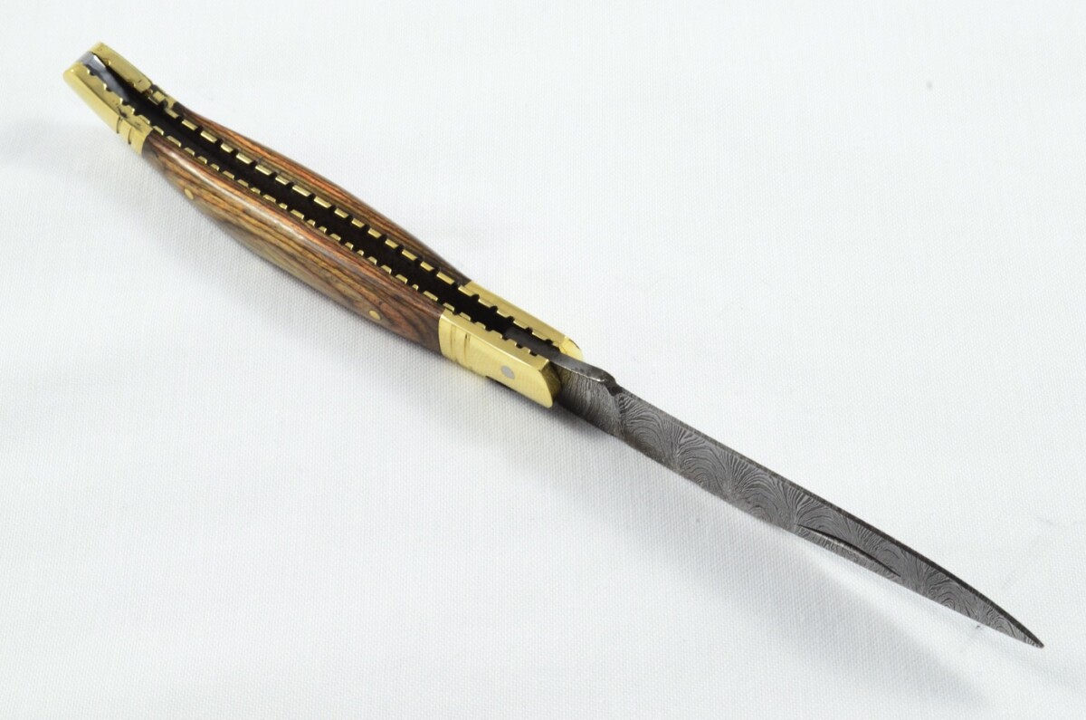 A Brand New Laguiole Style Folding / Pen Knife Brown Laminate Wood Scales - Damascus Steel Blade - Image 6