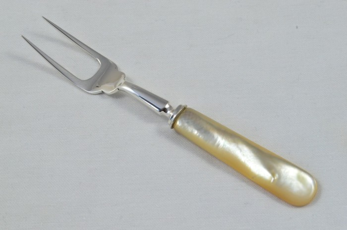 Boxed Solid Silver Mother Of Pearl Handled Olive Fork Sheffield 1909 - Image 2