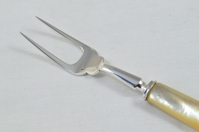 Boxed Solid Silver Mother Of Pearl Handled Olive Fork Sheffield 1909 - Image 4