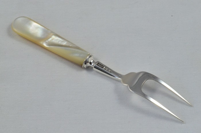 Boxed Solid Silver Mother Of Pearl Handled Olive Fork Sheffield 1909 - Image 5