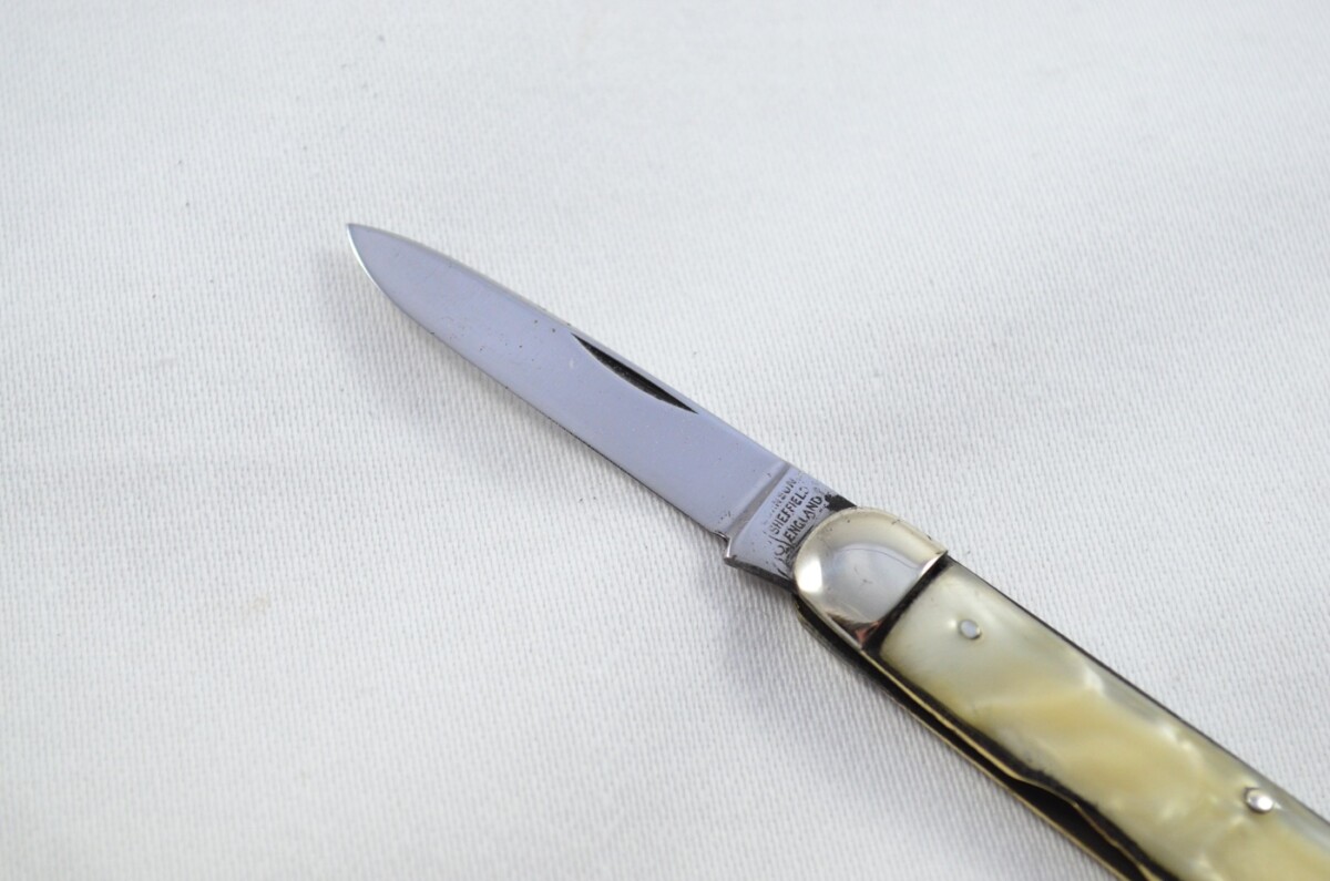 C.Johnson Carbon Steel Bladed Pearlex Scaled Pen/Fruit Knife Sheffield - Image 3