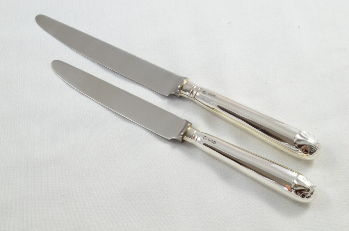 Antique Set of 4 Table & 4 Dessert Knives Sterling Silver Shell Head Pattern 1973 - Image 5