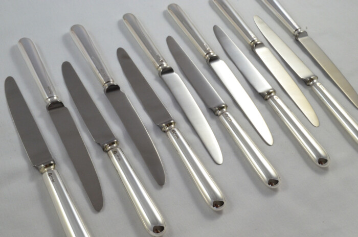 Classic Antique Set of 12 Dessert Knives Sterling Silver Baguette Pattern 1973