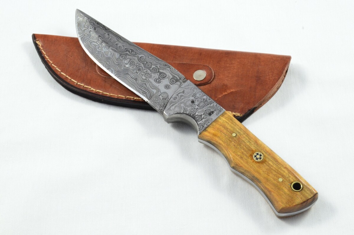 A Brand New Raindrop Pattern Damascus Steel Bowie Knife with Olive Wood Scales
