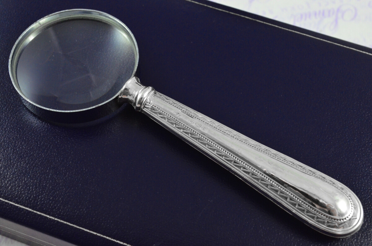 William Yates Feather Edge Pattern Sterling Silver Magnifying Glass Sheffield 1921