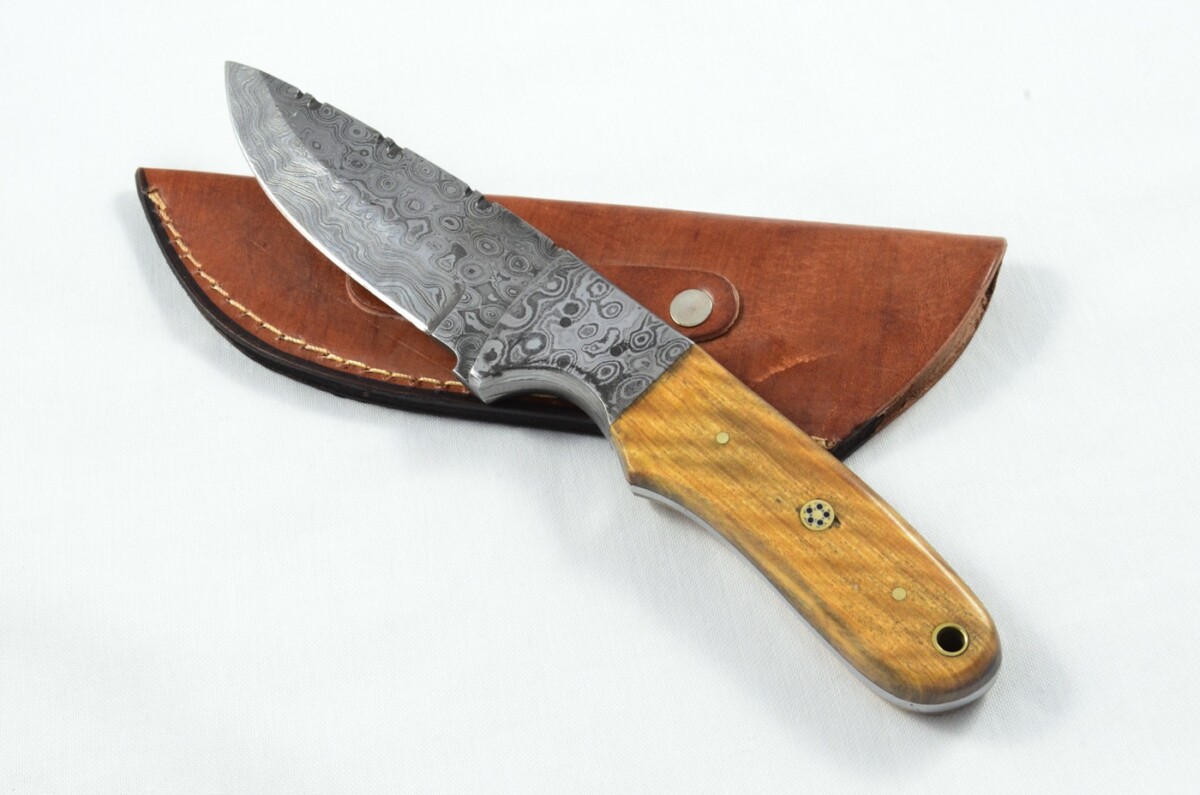 A Brand New Raindrop Pattern Damascus Steel Trailing Point Knife with Olive Wood Scales
