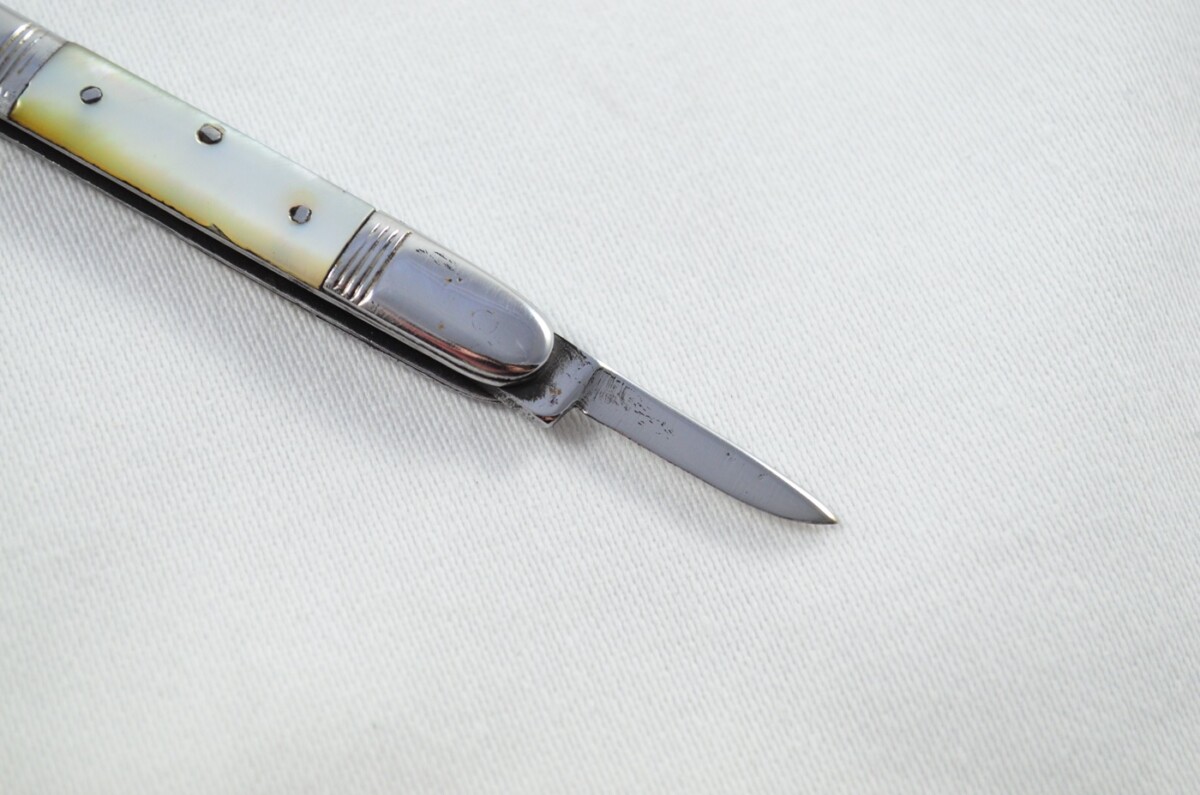 USA Manufactured Carbon Steel Bladed Pearl Scaled Pen/Fruit Knife - Image 4