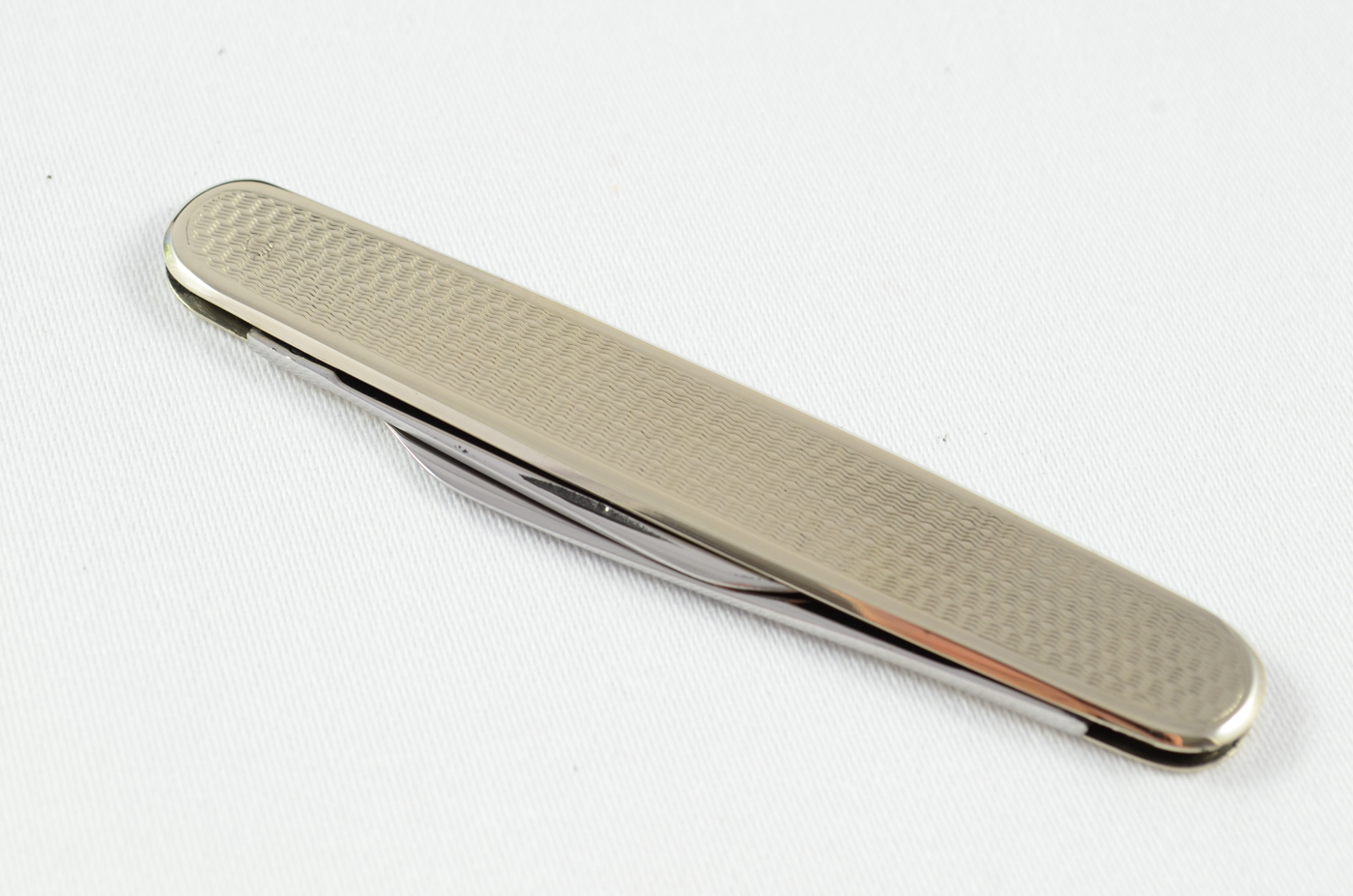 A J. Howarth Folding Nickel Engine Turned Scaled Pocket Pen Knife Sheffield - Image 7