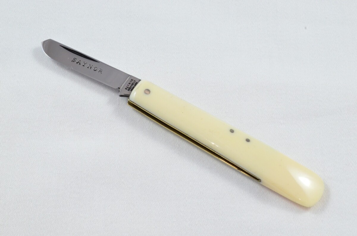 Sheffield W. Saynor Folding Ivory Handled Budding Knife