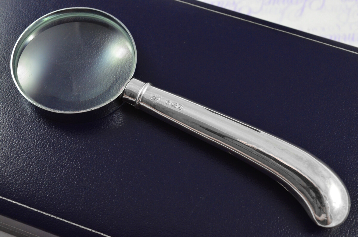 Frederick C Asman Plain pistol Pattern Sterling Silver Magnifying Glass Sheffield 1910