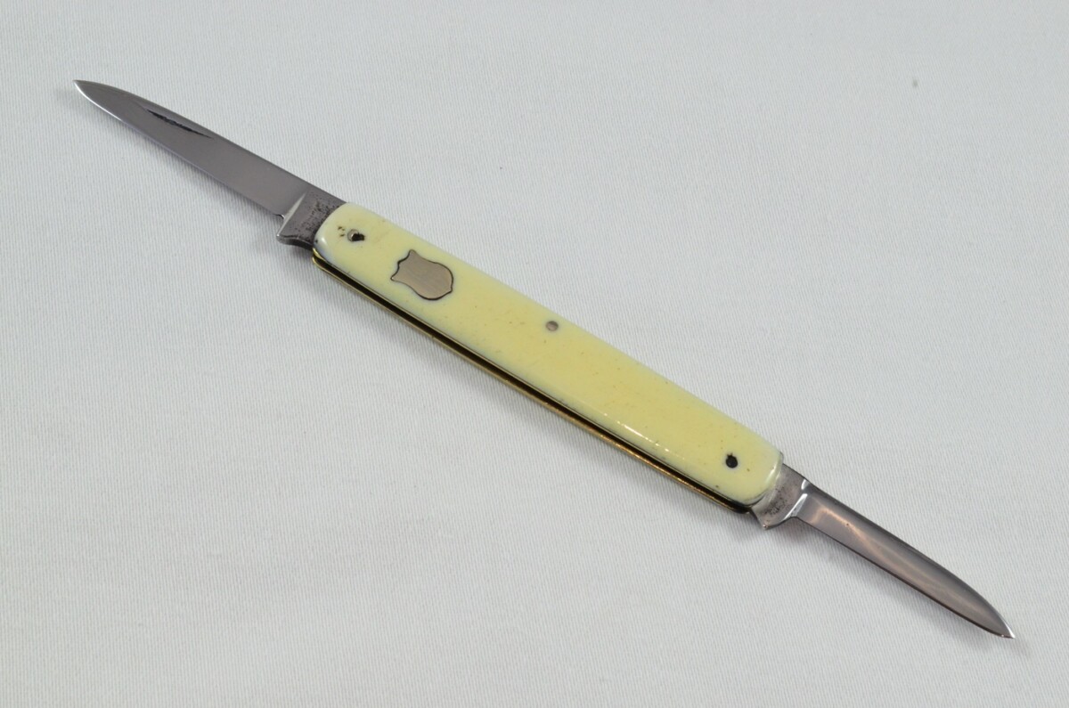 Sheffield William Rodgers Xylonite Handled Pocket Pen Knife c.1900