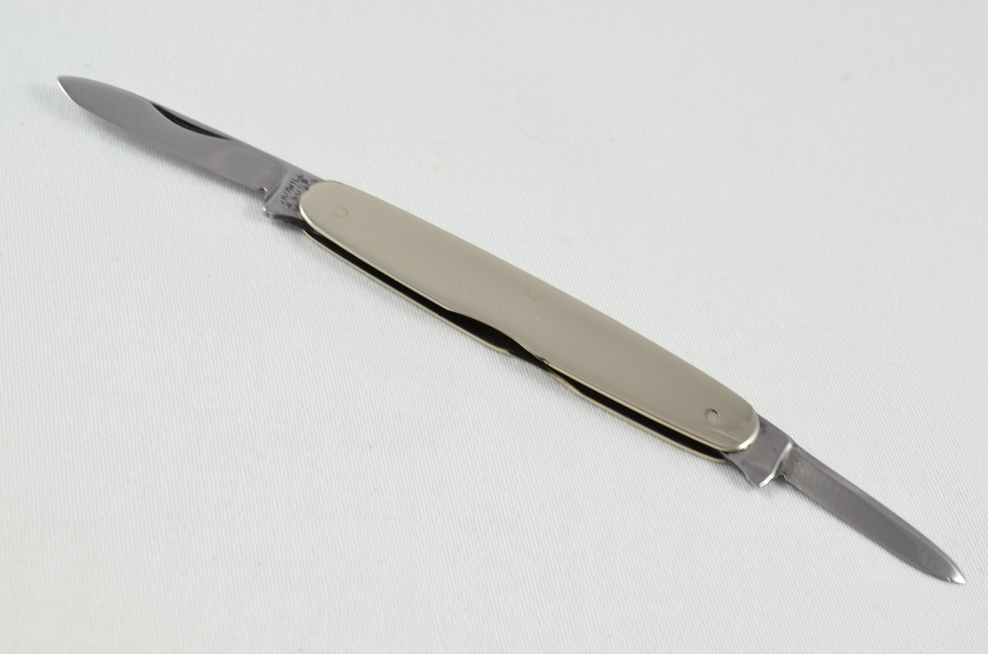 A J. Nowill Folding Nickel Pocket Pen Knife Sheffield