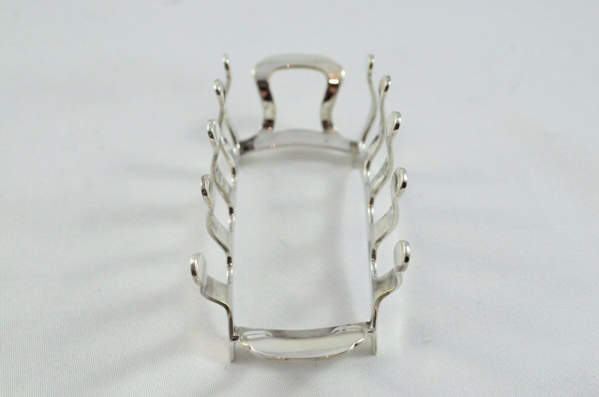 RARE Stunning Sterling Silver Hallmarked Toast Rack Made in Birmingham 1935 - Image 3