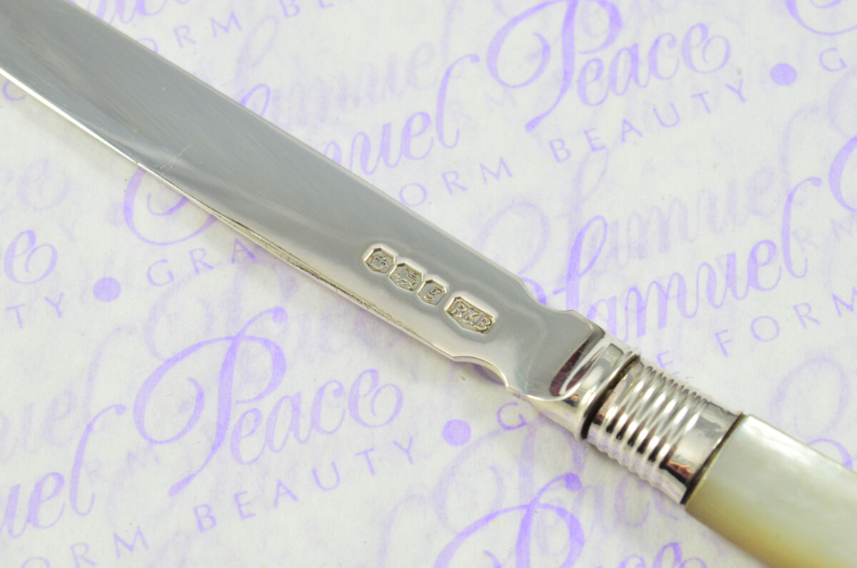 Roberts & Belk Solid Silver Bladed & Mother of Pearl Handled Letter Opener Sheffield 1924 Cased - Image 6