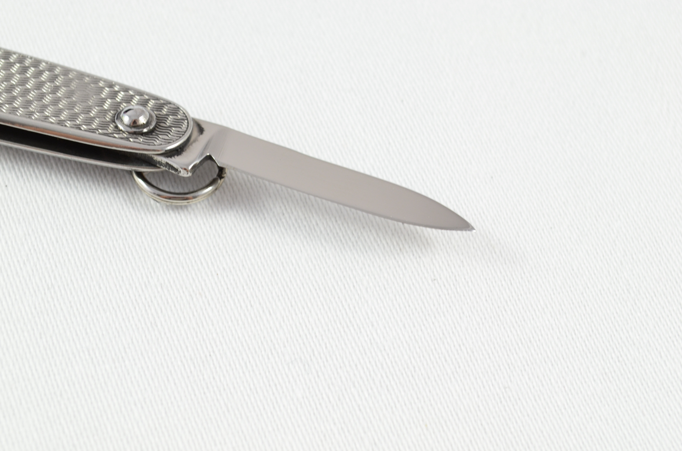 A Sheffield, England Engine Turned Ring Pocket Pen Knife - Image 4