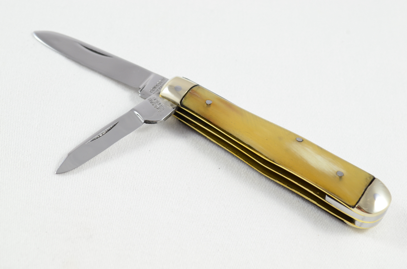 Cox & Son 2 Spearpoint Bladed Light Buffalo Horn Handled Penknife c.1930