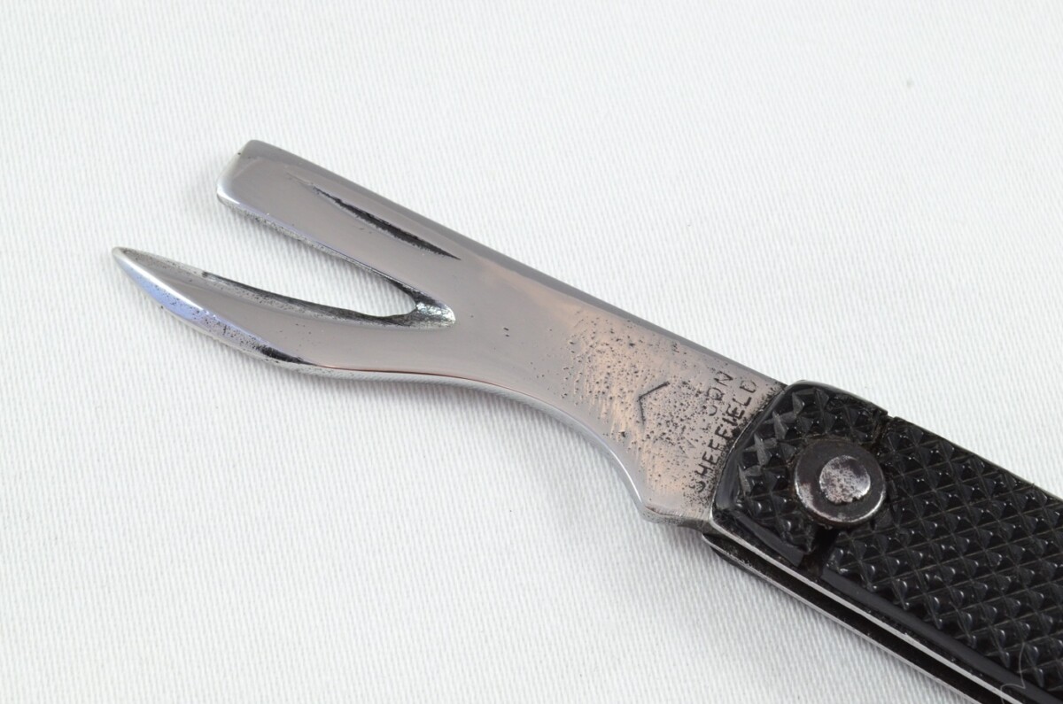 Sheffield Made Rare MOD Folding Black Scaled Army Pocket Tin Opener - Image 2