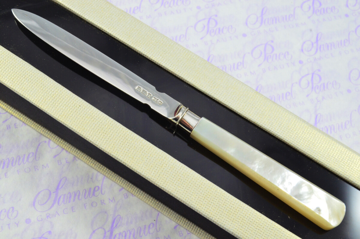 James Dixon & Sons Solid Silver Bladed & Mother of Pearl Handled Letter Opener Sheffield 1936 Cased