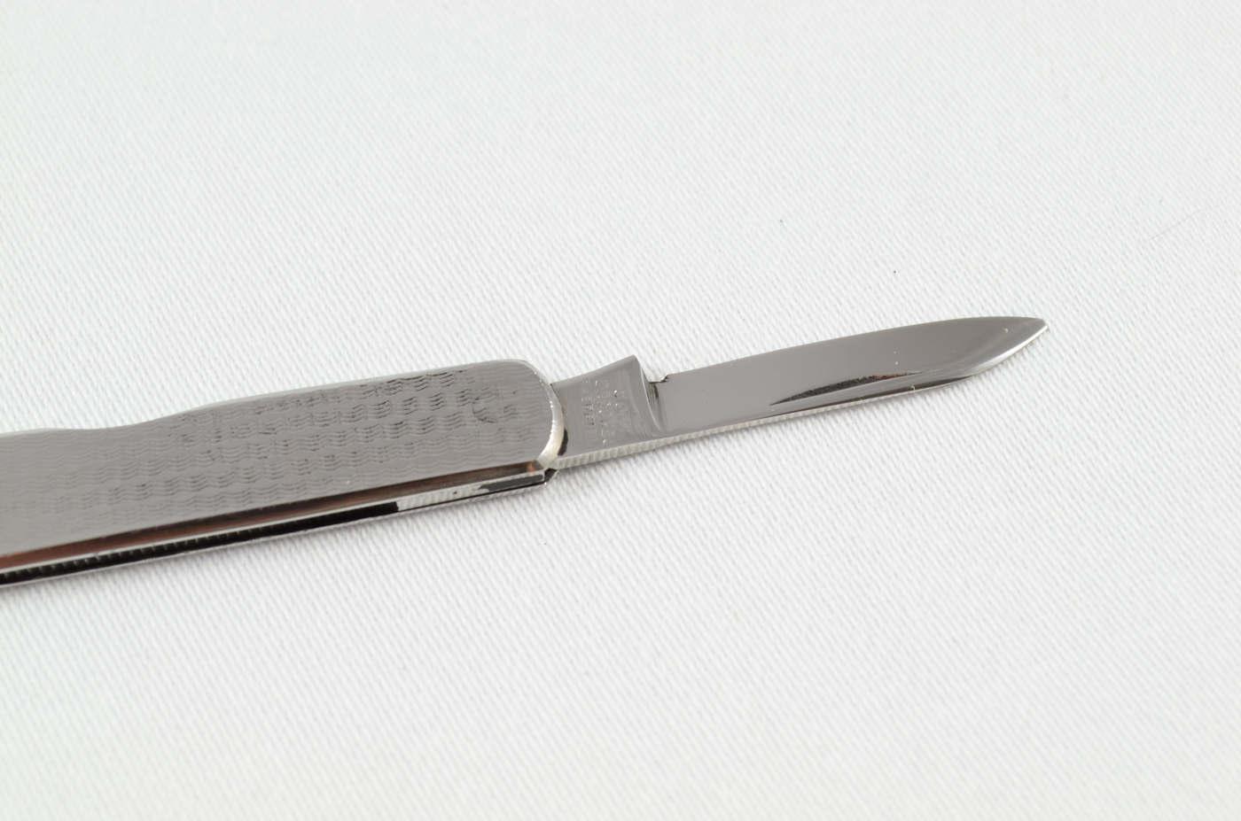 A John Brookes Stainless Steel Engine Turned Advertisement Pocket Pen Knife - Image 5