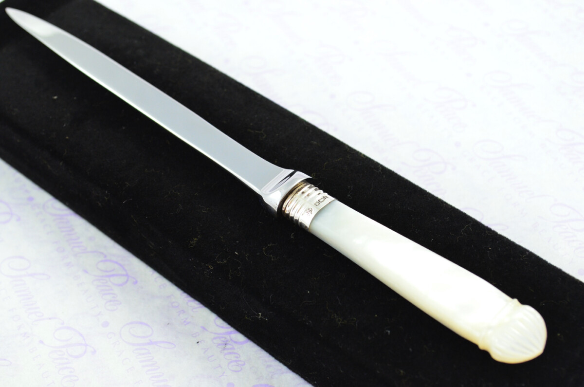 William Hutton & Sons Carved Mother of Pearl Handled Letter Opener Sheffield 1928 Cased - Image 2