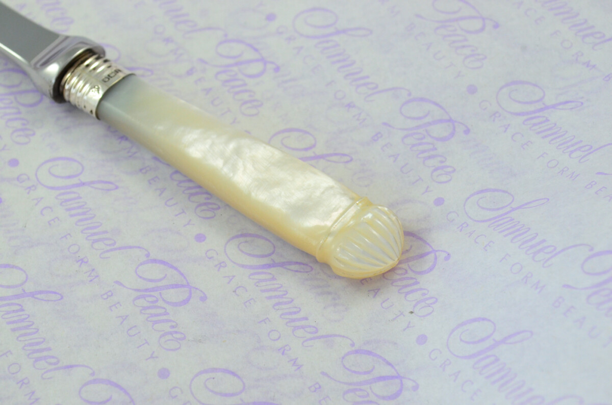 William Hutton & Sons Carved Mother of Pearl Handled Letter Opener Sheffield 1928 Cased - Image 3
