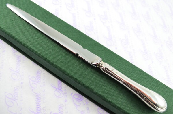 FCA & Co Sheffield Sterling Silver Handled Letter Opener/Paper knife Ribbon & Bow Pattern 1923