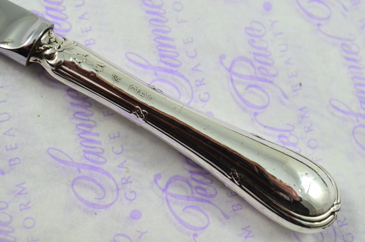 FCA & Co Sheffield Sterling Silver Handled Letter Opener/Paper knife Ribbon & Bow Pattern 1923 - Image 3