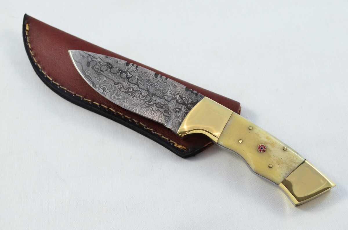 Double Bolster Damascus Steel Hunting Bowie Knife Camel Bone Scales Pristine Piece inc Leather Sheath