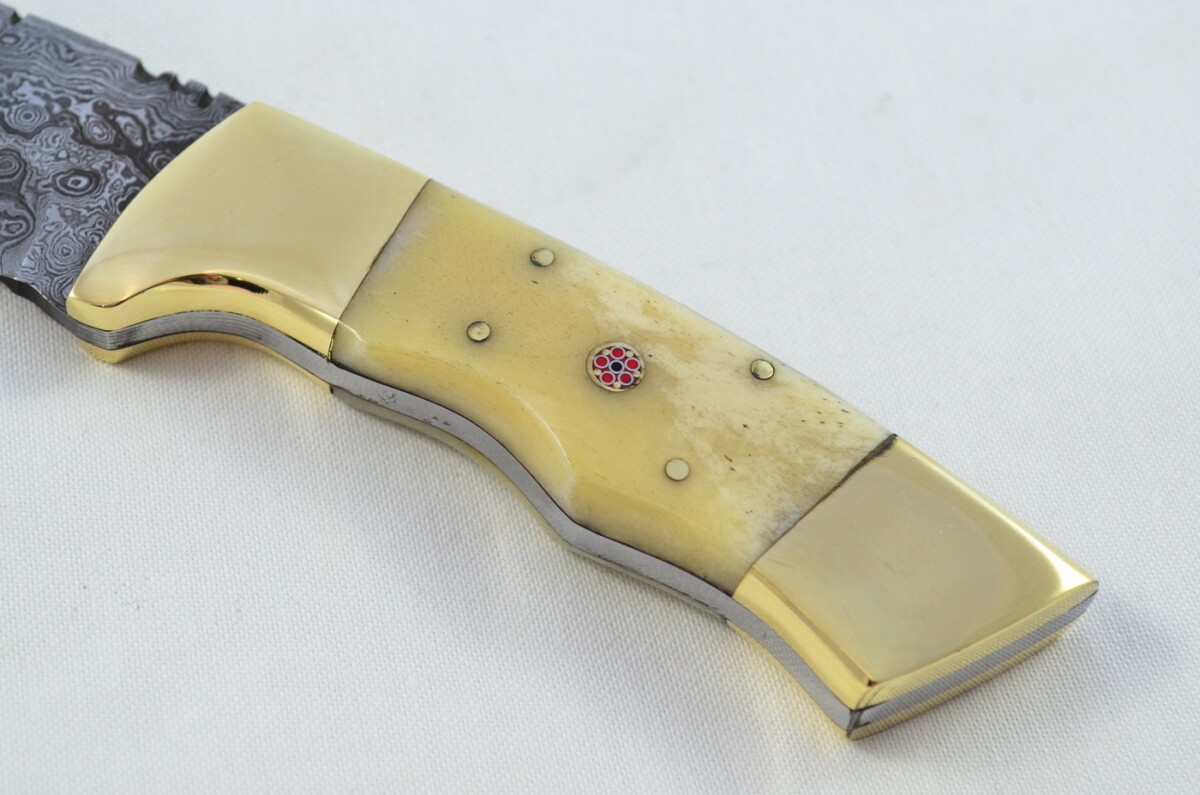 Double Bolster Damascus Steel Hunting Bowie Knife Camel Bone Scales Pristine Piece inc Leather Sheath - Image 3