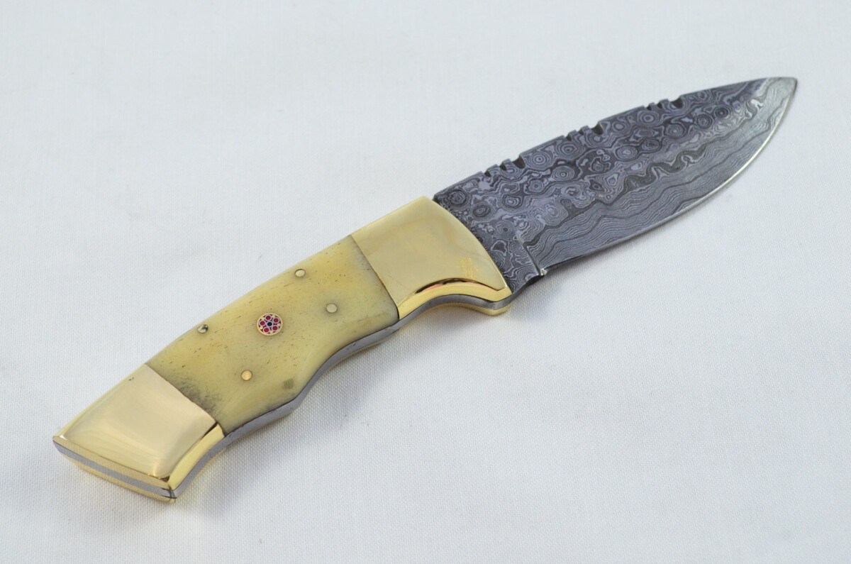 Double Bolster Damascus Steel Hunting Bowie Knife Camel Bone Scales Pristine Piece inc Leather Sheath - Image 5
