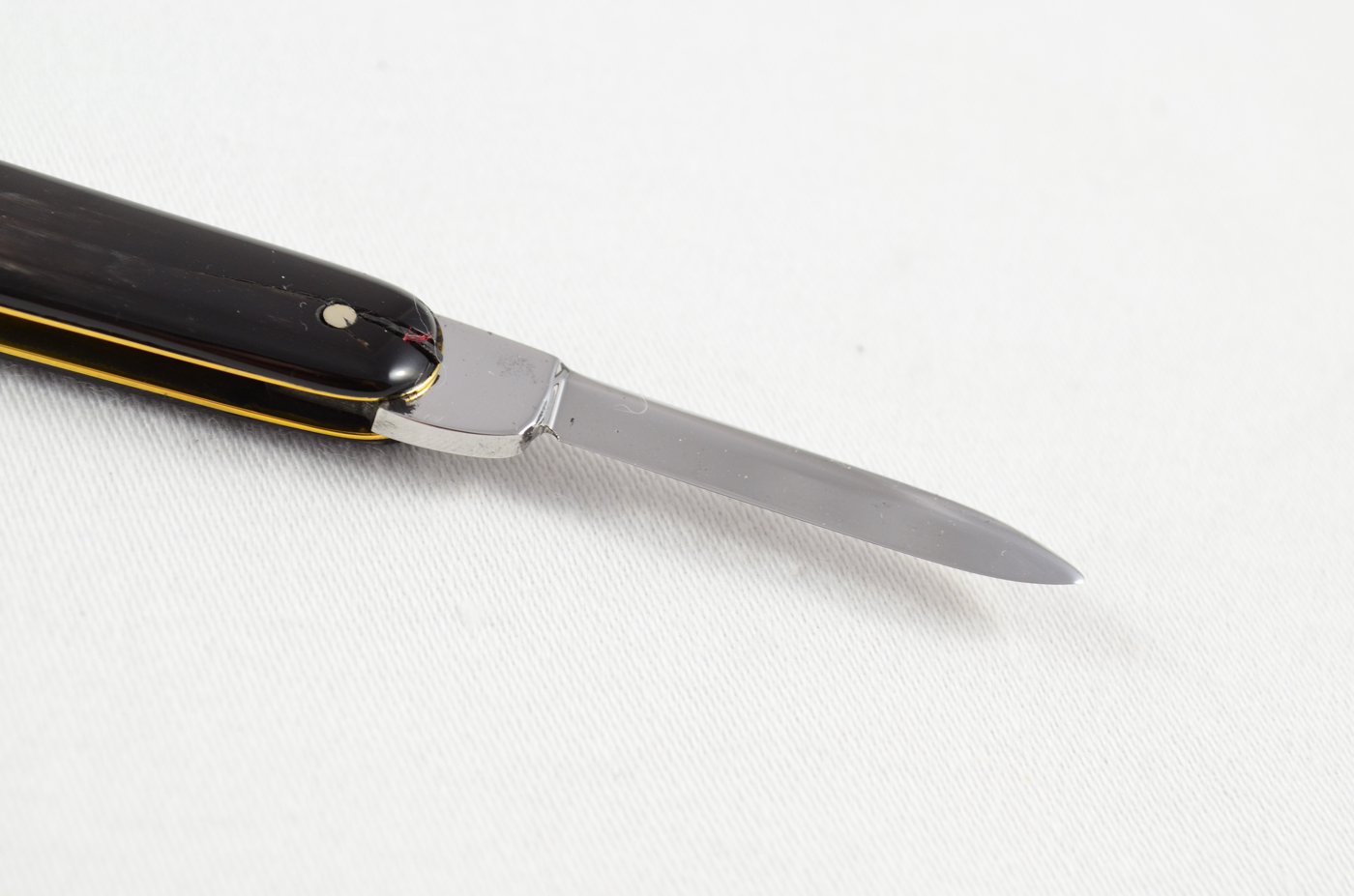 Manchester R. Kelly 2 Piece Buffalo Horn Handled Pen Knife c.1940 - Image 3