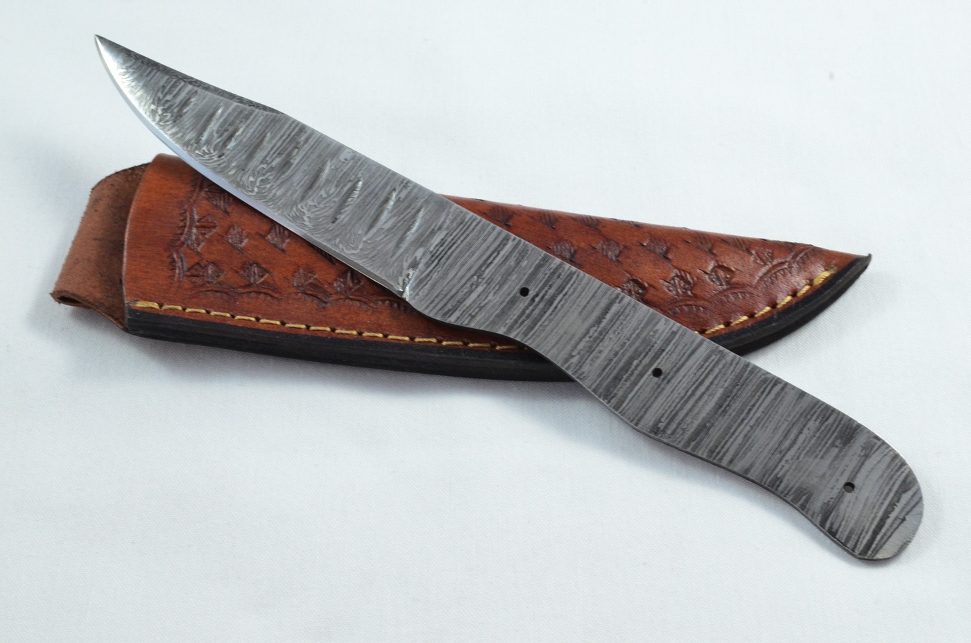Amazing Utility Knife Making Kit! Damascus Steel Utility Kitchen Knife Rosewood Scales Unbelievable Piece Pristine Leather Sheath - Image 2