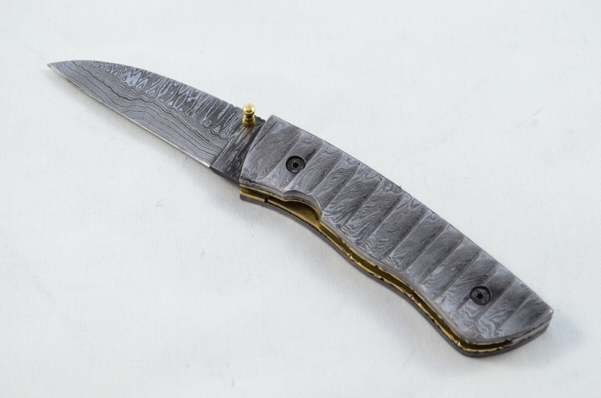 Great Full Damascus Bladed and scaled Handled Pen/Pocket Tool With Leather Sheath - Image 2