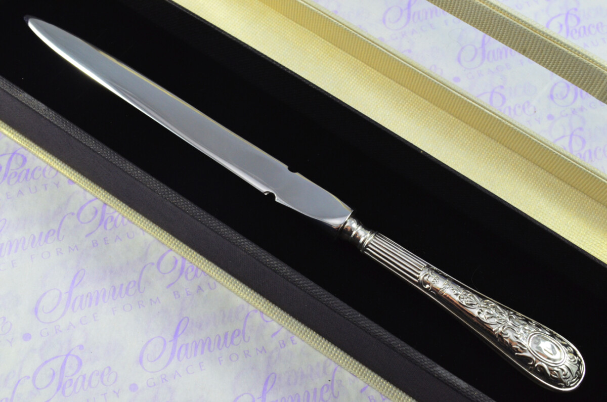 William Yates Sheffield Sterling Silver Handled Letter Opener Queensbury Pattern 1909 Cased - Image 2