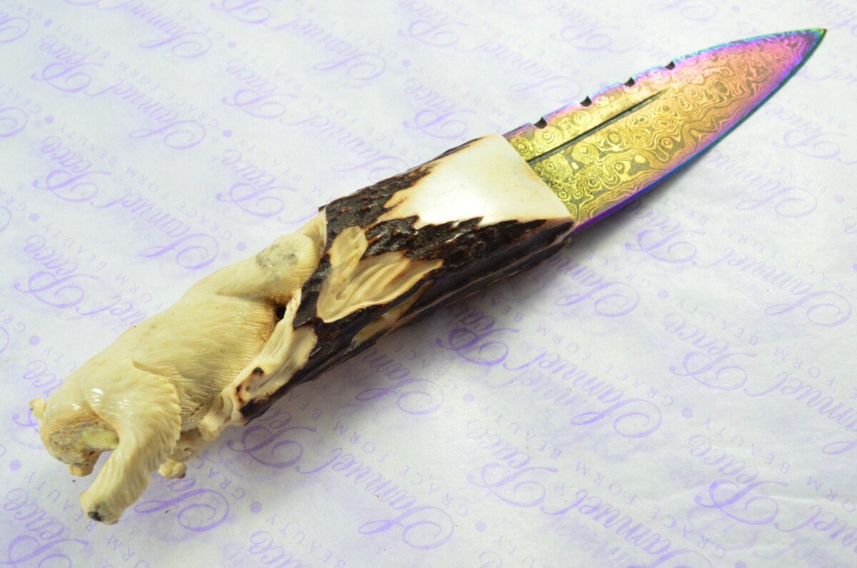 Amazing Bespoke Hand Carved Bear Stag Horn Antler Handle Sgian Dubh Heat Treated Damascus Blade Sheffield England - Image 3