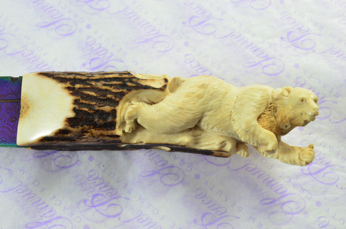 Amazing Bespoke Hand Carved Bear Stag Horn Antler Handle Sgian Dubh Heat Treated Damascus Blade Sheffield England - Image 5