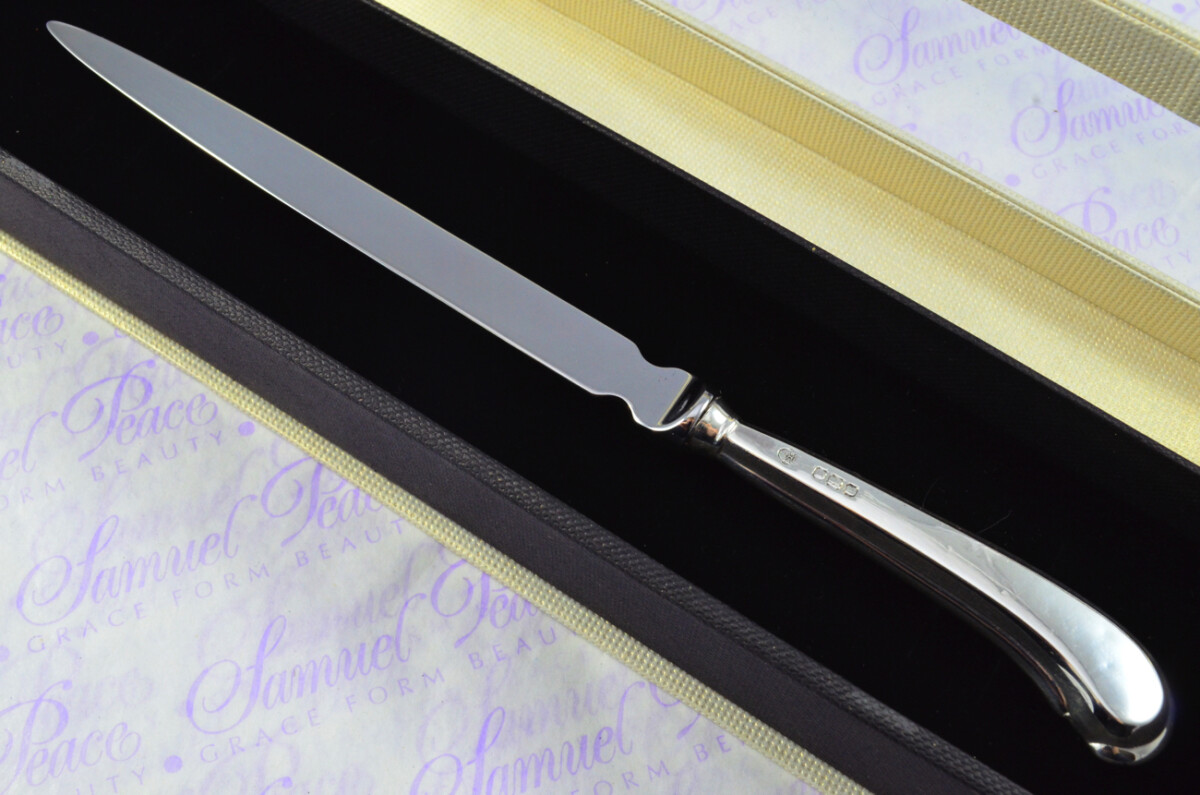 William Hutton & Sons Sheffield Sterling Silver Handled Letter Opener Pistol Pattern 1917 Cased - Image 2
