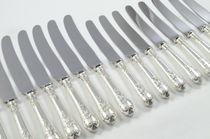 Astounding Sheffield Set of 8 Table & 8 Dessert Knives with Solid Silver Handles Charles II Pattern 1976