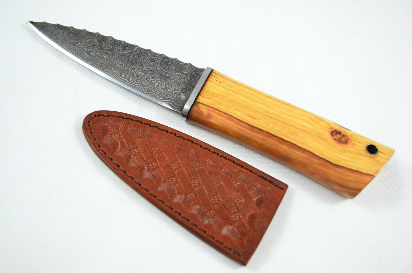 A Genuine Olive Wood Handled Damascus Steel Dirk Made In Sheffield England
