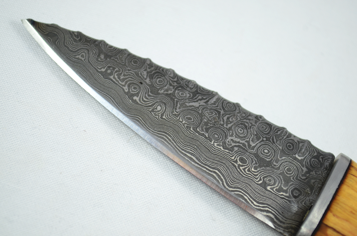 A Genuine Olive Wood Handled Damascus Steel Dirk Made In Sheffield England - Image 4