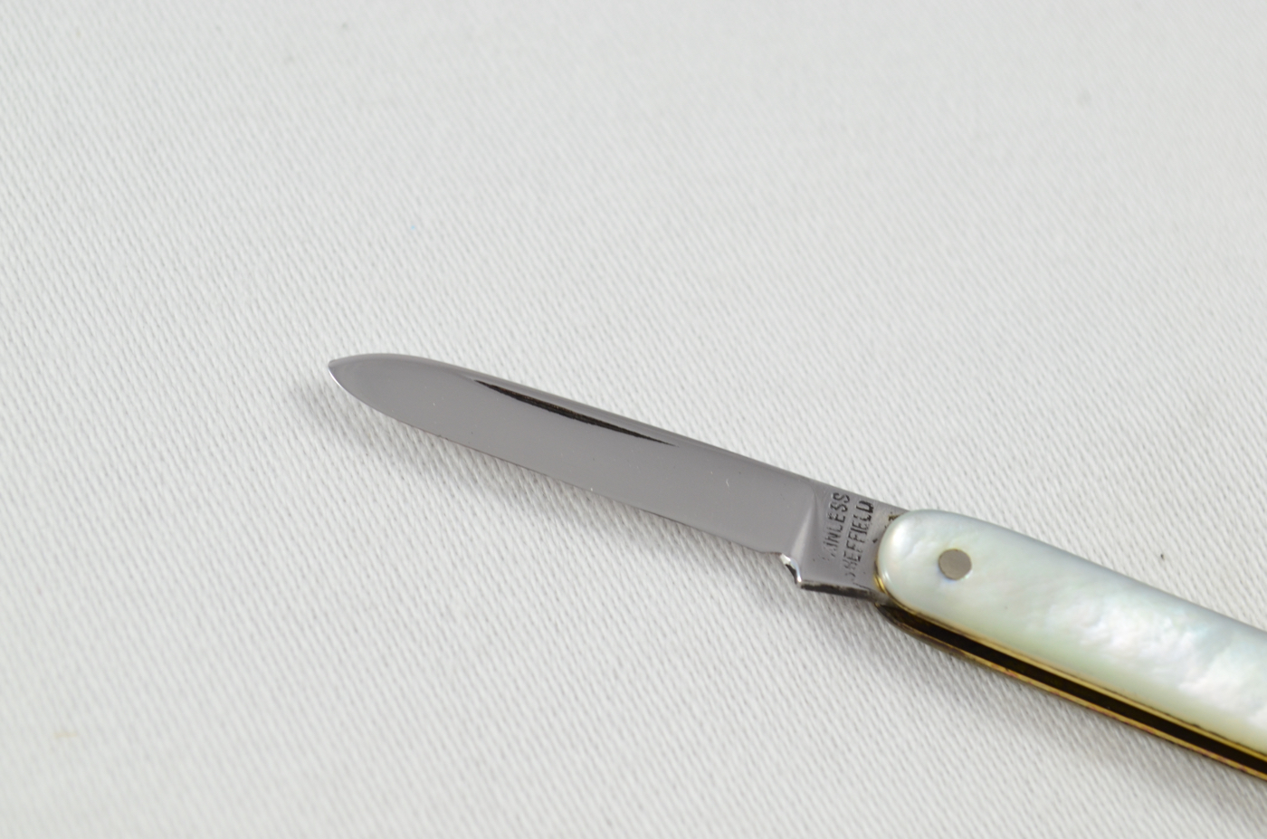 Antique Miniature Stainless Sheffield Mother Of Pearl Handled Pen Knife - Image 2