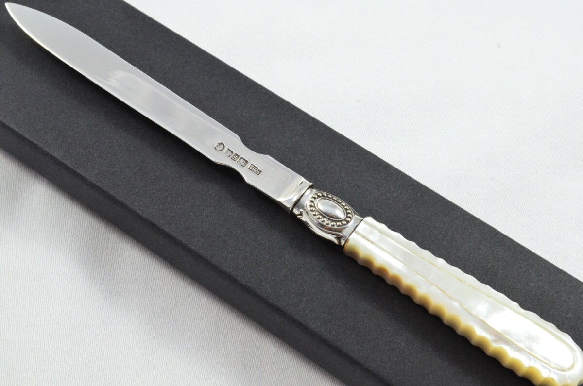 Amazing William Sansom Solid Silver Bladed and Carved Mother of Pearl Handled Letter Opener Sheffield 1838 Cased