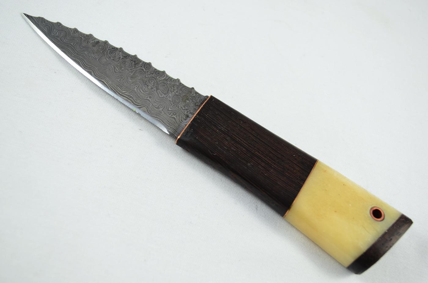 A Genuine Camel Bone & Laminate Handled Damascus Steel Dirk Made In Sheffield England - Image 2