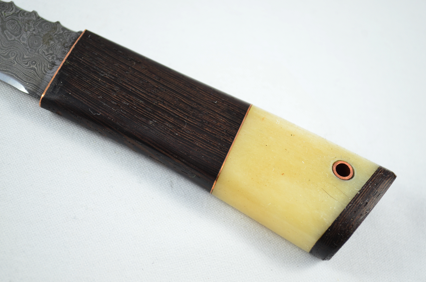 A Genuine Camel Bone & Laminate Handled Damascus Steel Dirk Made In Sheffield England - Image 3