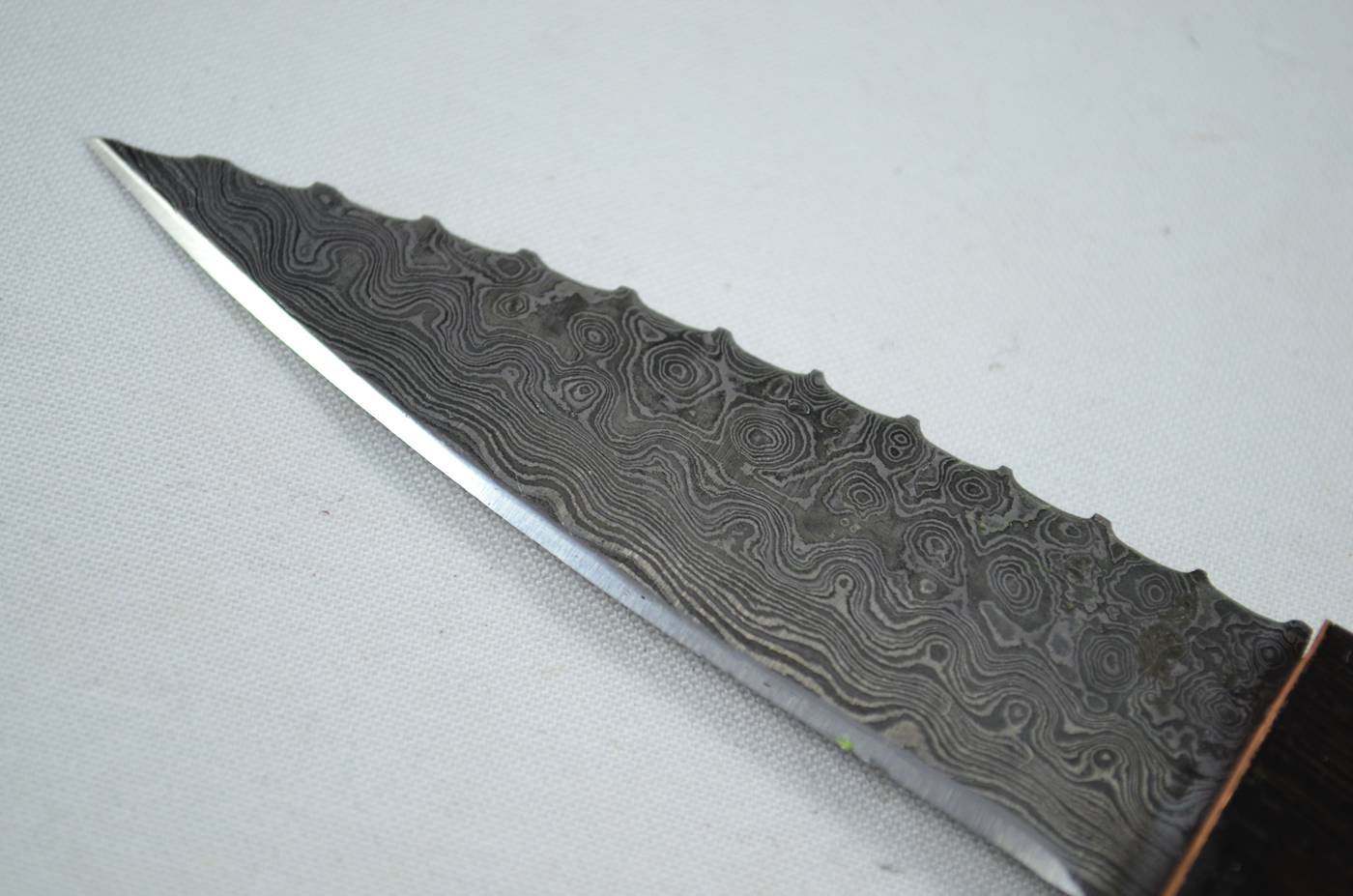 A Genuine Camel Bone & Laminate Handled Damascus Steel Dirk Made In Sheffield England - Image 4