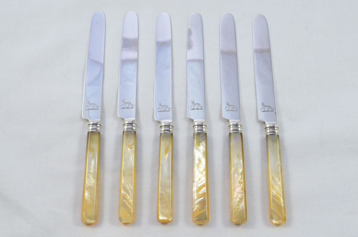 6 Moses Brent Mother of Pearl & Solid Silver Knives Hallmarked 1815