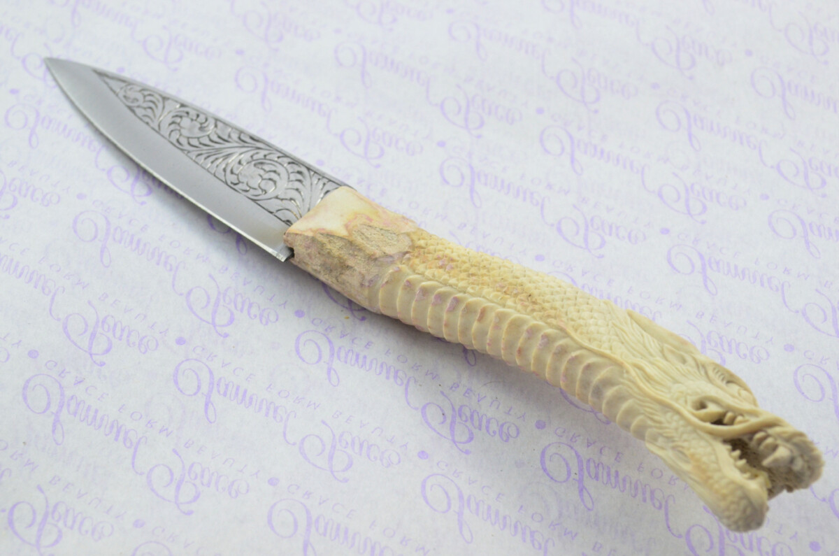 Astonishing Bespoke Hand Carved Chinese Dragon Stag Horn Antler Handle Sgian Dubh Hand Engraved Blade Sheffield England - Image 4