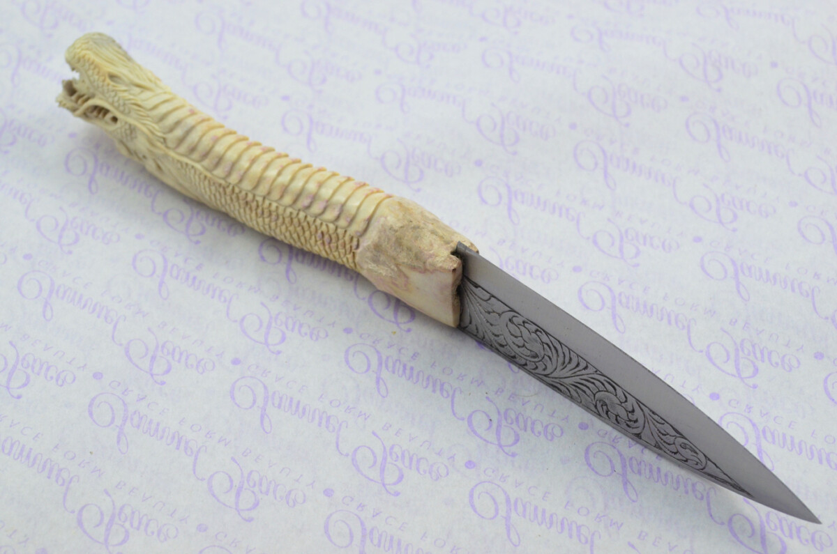 Astonishing Bespoke Hand Carved Chinese Dragon Stag Horn Antler Handle Sgian Dubh Hand Engraved Blade Sheffield England - Image 5